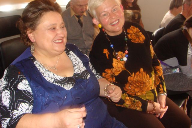 Pani Lidia z Panią Agnieszką śpiewały znane utwory z panem Januszem.