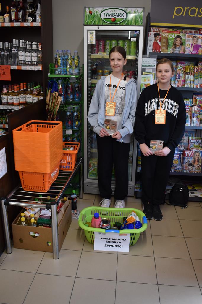 Wolontariusz podczas akcji zbiórki - piatek 04-04-2025